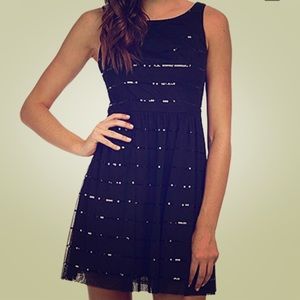 Jessica Simpson black dress